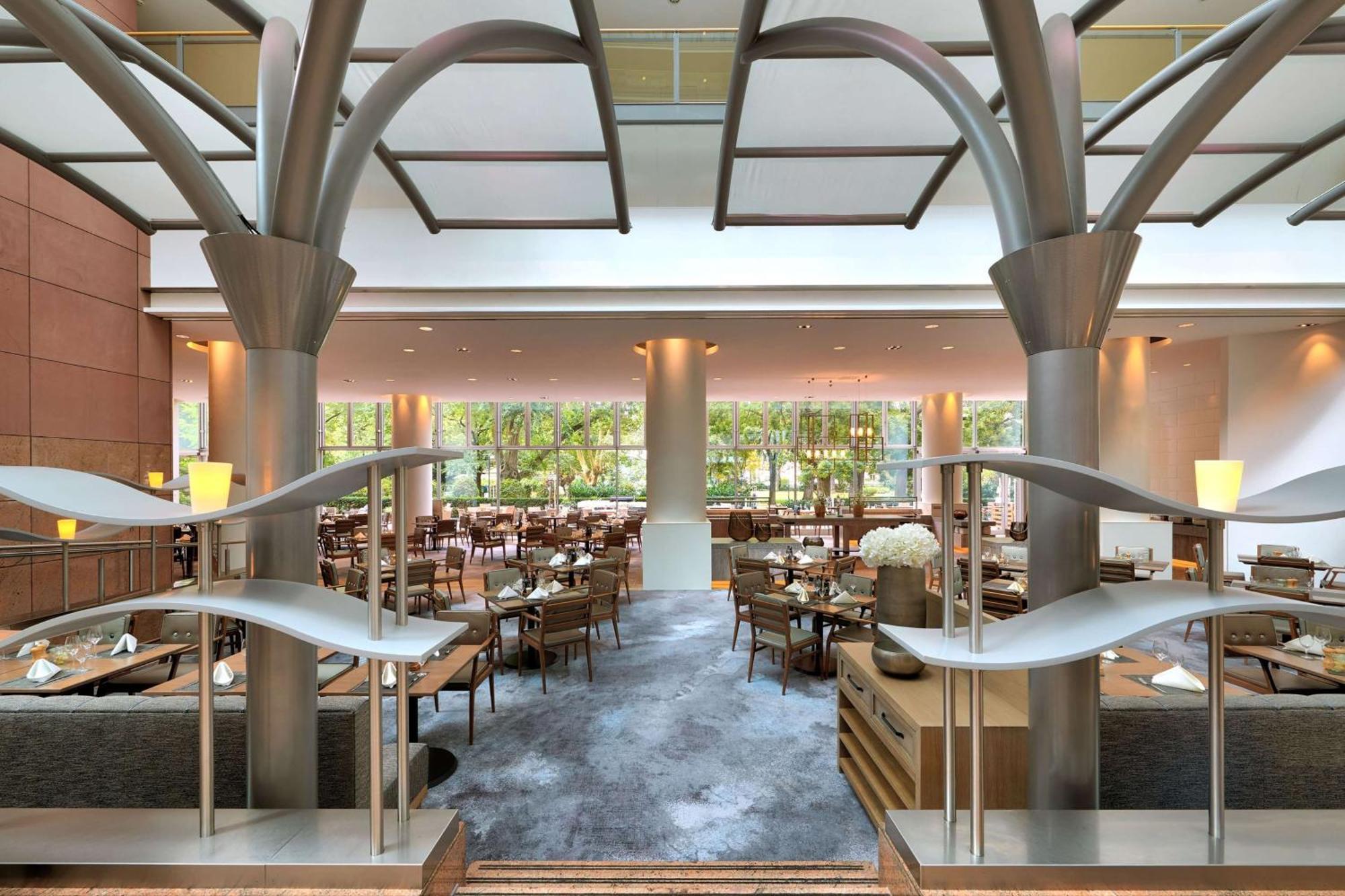 Hilton Frankfurt City Centre Fráncfort del Meno Exterior foto The restaurant