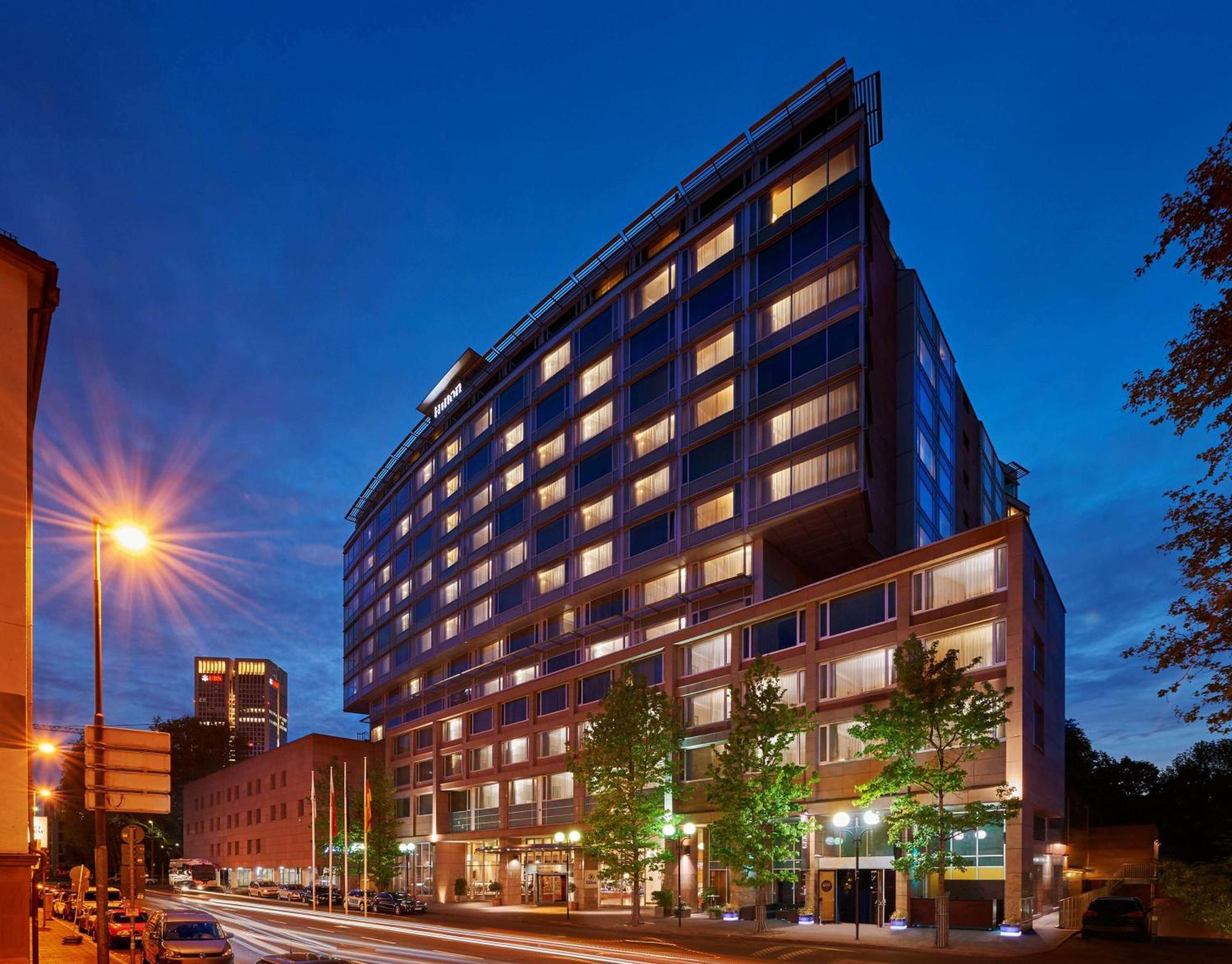 Hilton Frankfurt City Centre Fráncfort del Meno Exterior foto The Riverview